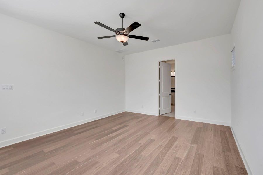 Spacious, unfurnished interior of a new home in Brookewater 55’ Homesites, Rosenberg (Image 25).