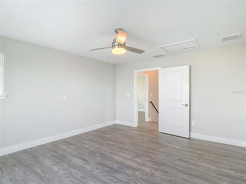 Spacious, unfurnished interior of a new home in , Hernando Beach (Image 59).