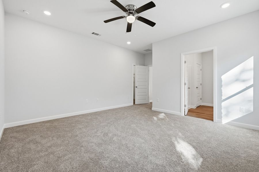 Spacious, unfurnished interior of a new home in , Crestview (Image 38).