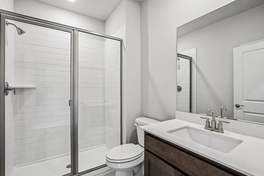 Bathroom 2 featuring AW Collection® Roosevelt