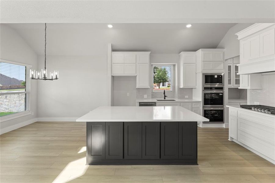 10. 429 Curtiss - Kitchen