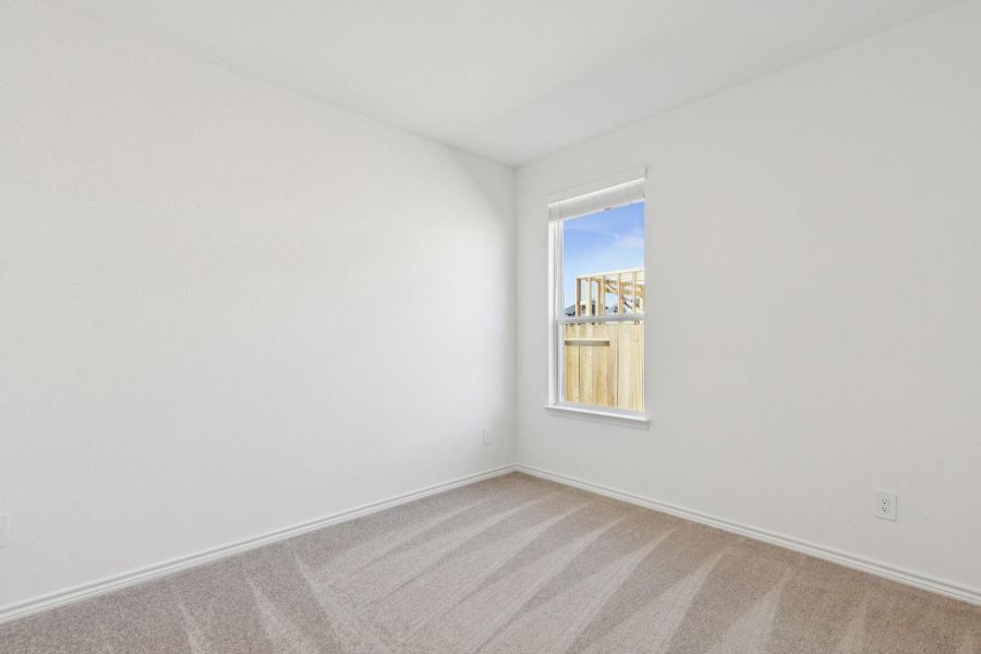Spacious, unfurnished interior of a new home in Montgomery Bend, Montgomery (Image 13).