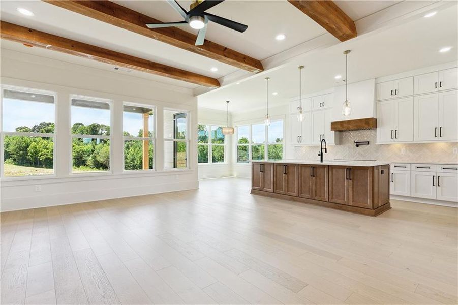 Spacious, unfurnished interior of a new home in , Jefferson (Image 73).