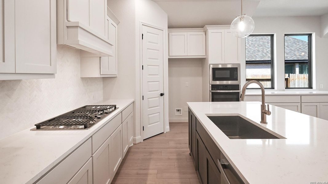 Furnished interior view inside a new home in Meadows of Mill Creek, Seguin (Image 7).