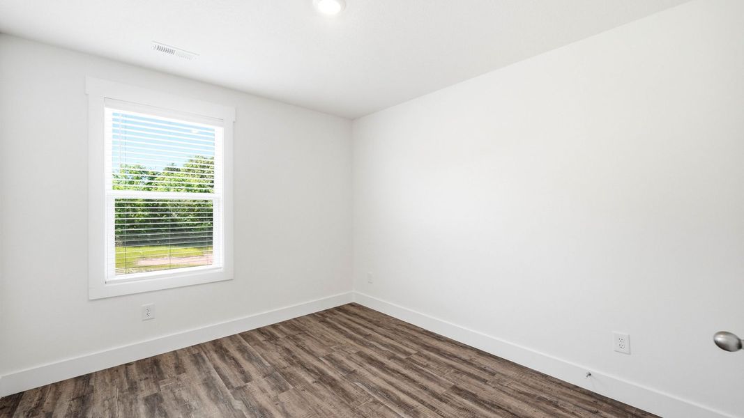 Spacious, unfurnished interior of a new home in The Arbor Townhomes, Kingsport (Image 19). Spacious, unfurnished interior of a new home in The Arbor Townhomes, Kingsport (Image 19).