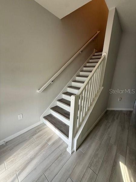 Spacious, unfurnished interior of a new home in , Winter Garden (Image 66).