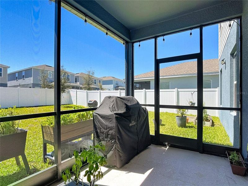 Exterior details and patio area of a home in , Davenport (Image 27).
