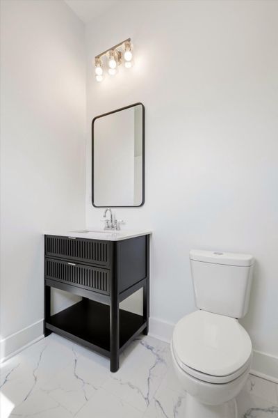 Furnished interior view inside a new home in , Charleston (Image 34).