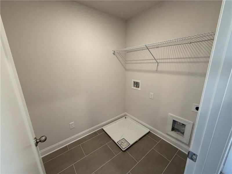 Spacious, unfurnished interior of a new home in , Marietta (Image 24).
