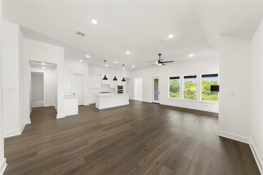 Spacious, unfurnished interior of a new home in Inspiration Collection at Union Park, Little Elm (Image 20).