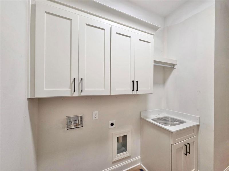 Furnished interior view inside a new home in , Waleska (Image 7).