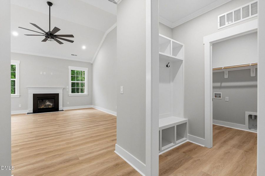 23-web-or-mls-DSC01637 23-web-or-mls-DSC01637