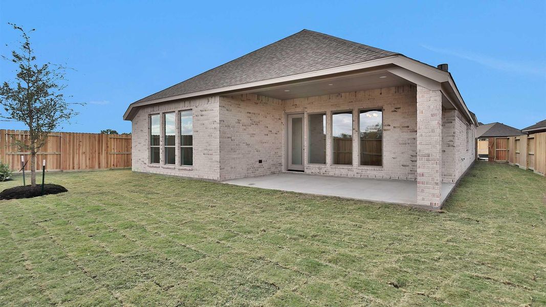 Exterior details and patio area of a home in Valencia 50', Manvel (Image 3). Exterior details and patio area of a home in Valencia 50', Manvel (Image 3).
