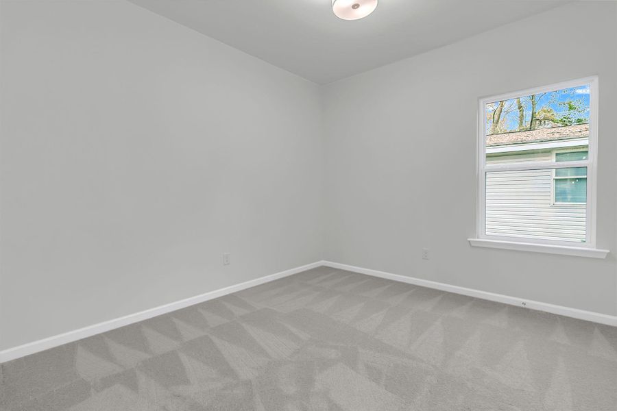 Spacious, unfurnished interior of a new home in , Summerville (Image 25).