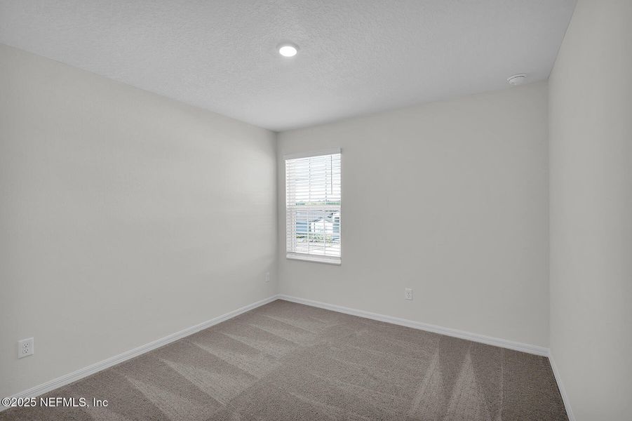 Spacious, unfurnished interior of a new home in Westport Landing, Jacksonville (Image 15).