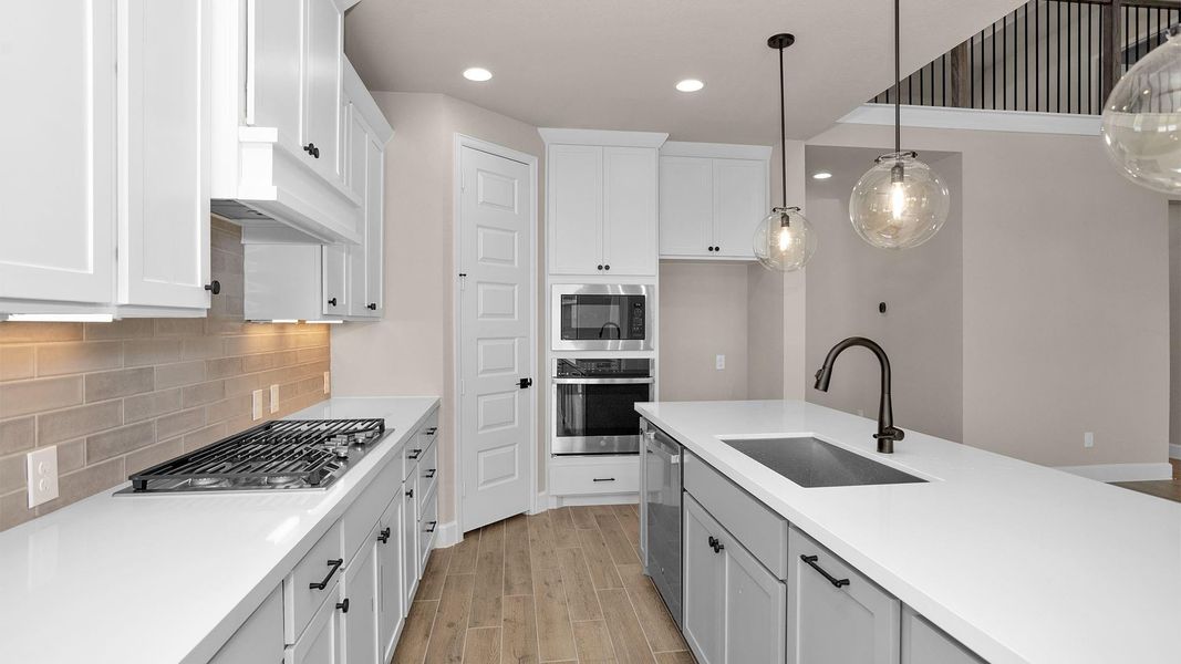 Furnished interior view inside a new home in Cross Creek West 55', Fulshear (Image 7). Furnished interior view inside a new home in Cross Creek West 55', Fulshear (Image 7).