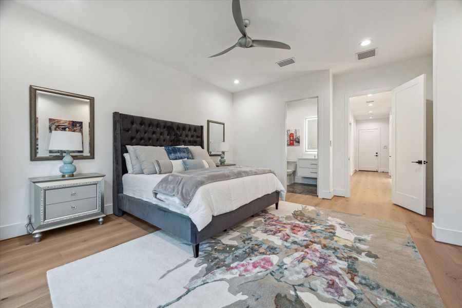 Furnished interior view inside a new home in , Houston (Image 33).