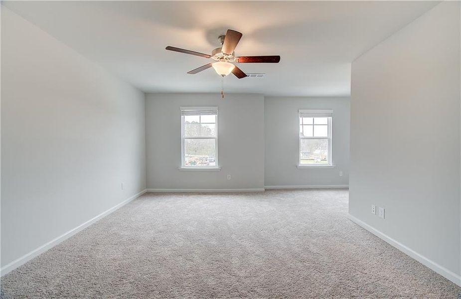 Spacious, unfurnished interior of a new home in Diamante, Stockbridge (Image 15).