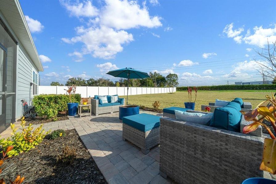 Exterior details and patio area of a home in , Ocala (Image 30).