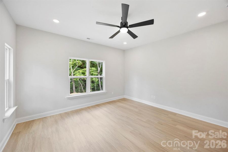 Spacious, unfurnished interior of a new home in , Gastonia (Image 39).