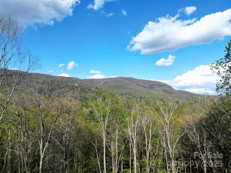 Image 28 of a home in . Image 28 of a home in .