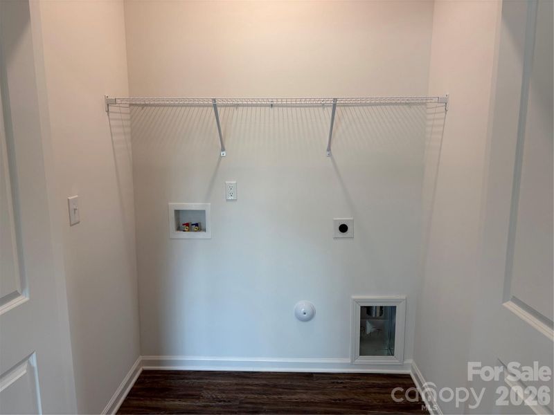 Spacious, unfurnished interior of a new home in , Gastonia (Image 9).