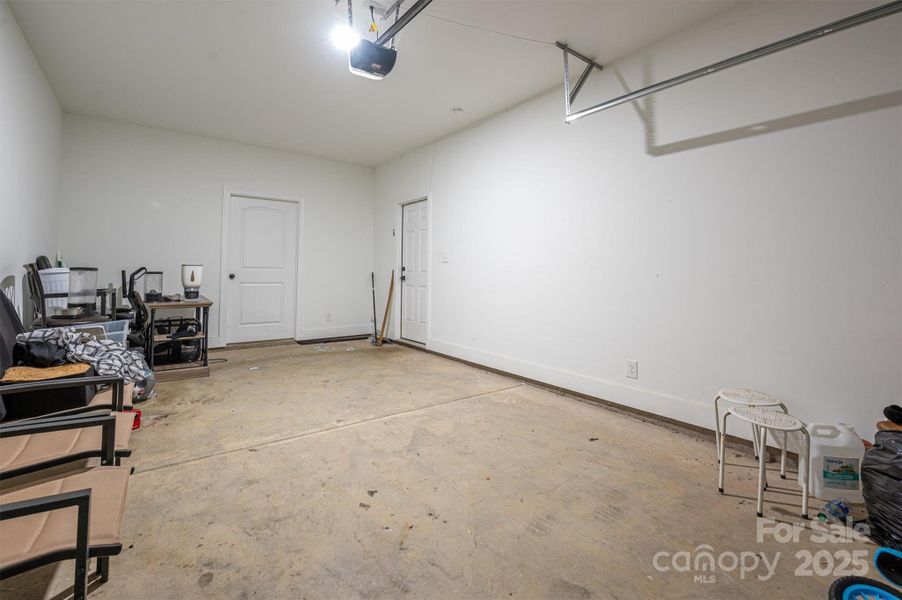 Image 40 of a home in .