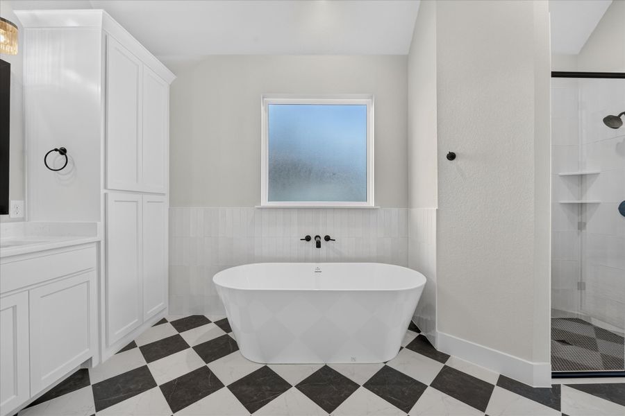 Furnished interior view inside a new home in Paloma Ranches, Justin (Image 14).