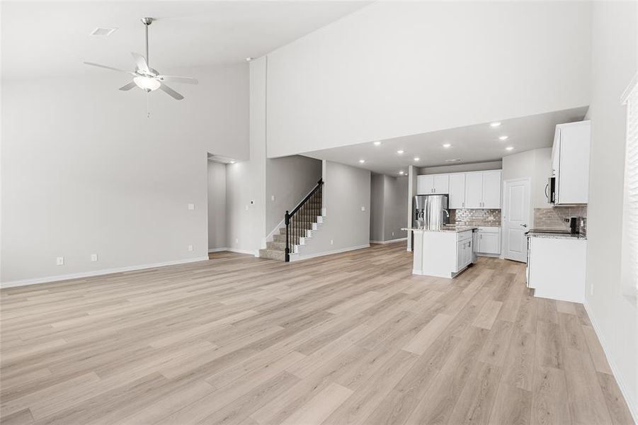 Spacious, unfurnished interior of a new home in Stratton Place, Greenville (Image 29).