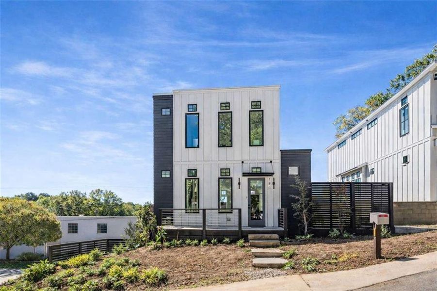 Image 25 of a home in .