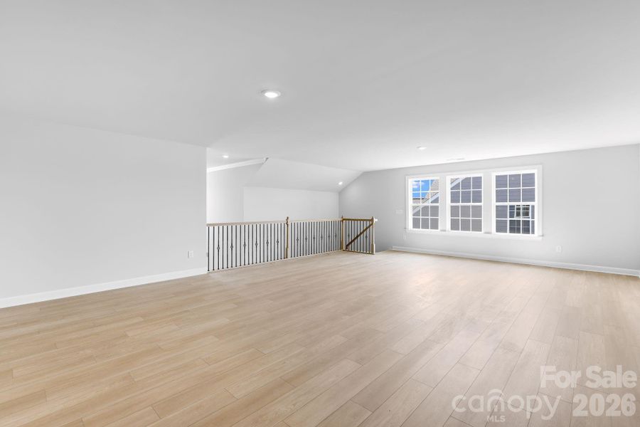 Spacious, unfurnished interior of a new home in Roselyn, Lancaster (Image 24).
