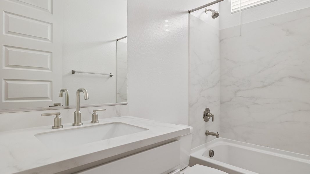 Furnished interior view inside a new home in Aloravita, Peoria (Image 6).