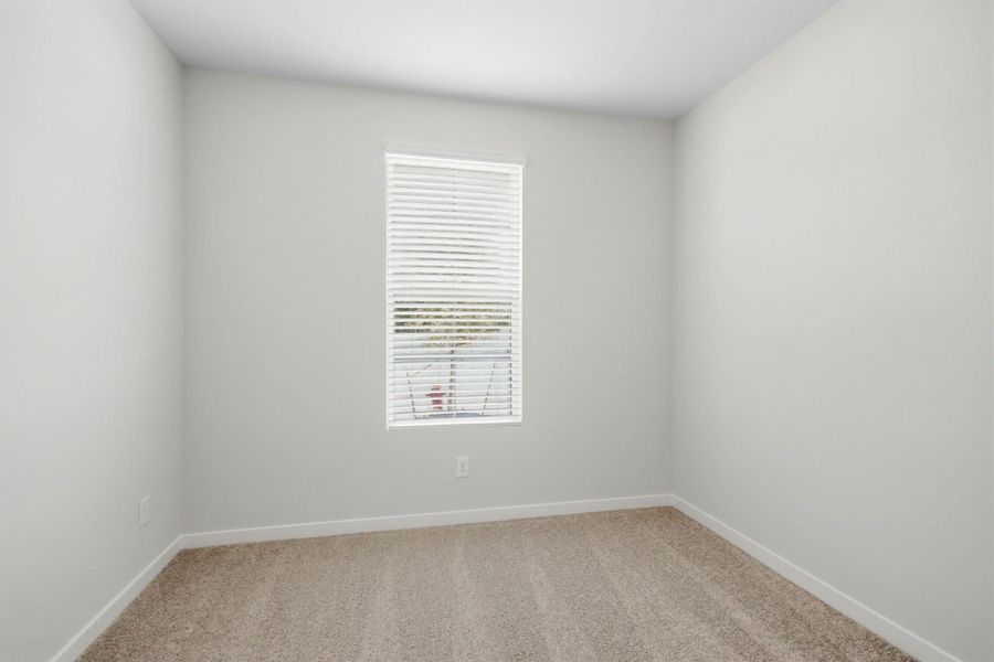 Spacious, unfurnished interior of a new home in Crockett Meadows, Conroe (Image 17).