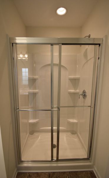 Representative interior finishes for a home built from the Irvine by Keystone Homes NC in Brassfield Meadows, Burlington (Image 21).