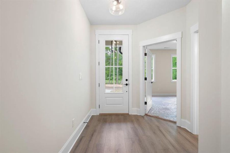 Spacious, unfurnished interior of a new home in , Dallas (Image 27).