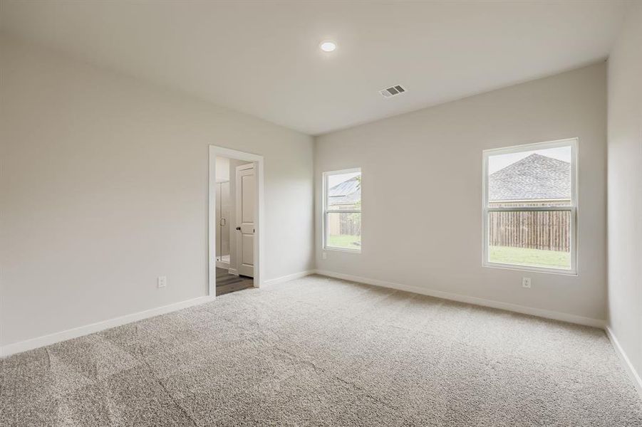 Spacious, unfurnished interior of a new home in MiraVerde, Crowley (Image 7). Spacious, unfurnished interior of a new home in MiraVerde, Crowley (Image 7).