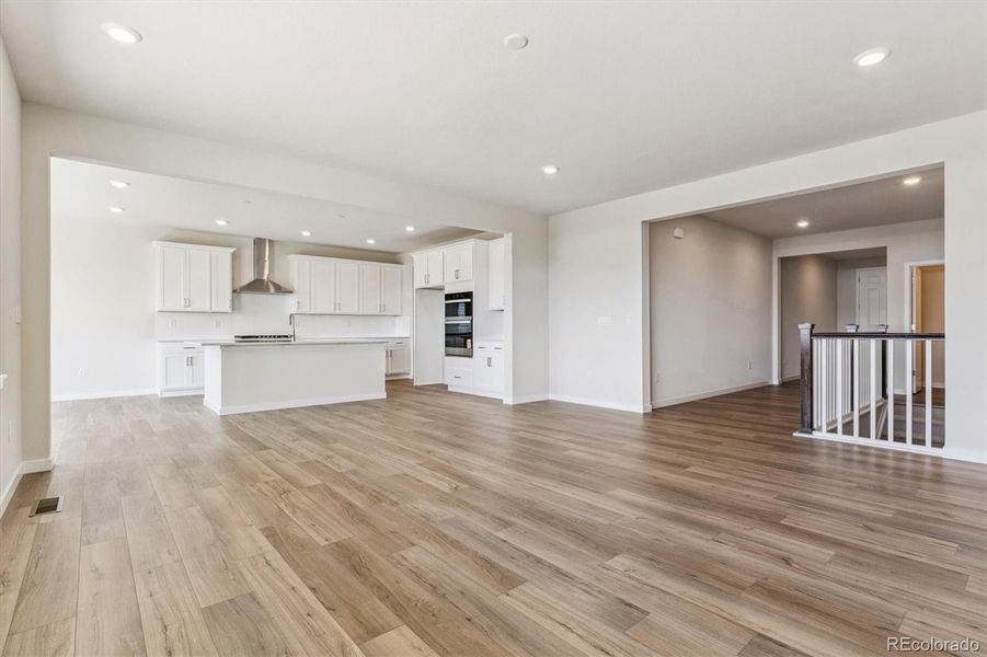 Spacious, unfurnished interior of a new home in Prestige Collection at Parkdale Commons, Lafayette (Image 17).