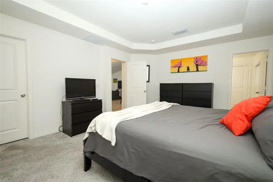 Furnished interior view inside a new home in The Reserve at Lake Ridge II, Minneola (Image 23).
