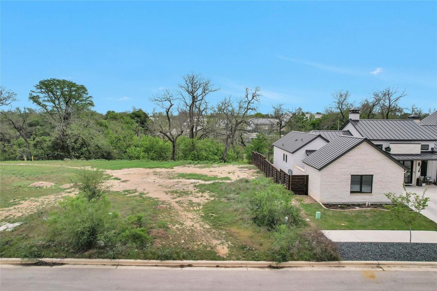 Image 22 of a home in .