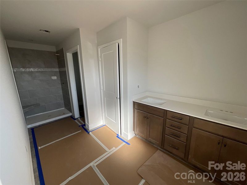 In-progress construction of a new home in Pine Trace, Gastonia, NC (Image 24).