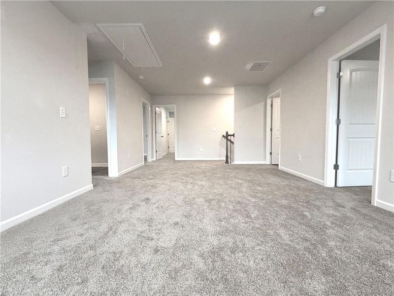 Spacious, unfurnished interior of a new home in River Walk Farm, Covington (Image 13).