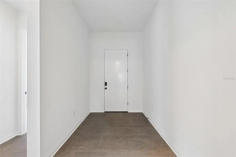 Spacious, unfurnished interior of a new home in Isles at Bayview, Parrish (Image 63). Spacious, unfurnished interior of a new home in Isles at Bayview, Parrish (Image 63).