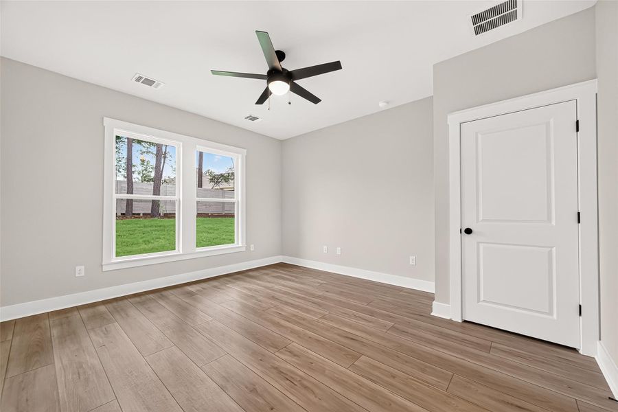 Spacious, unfurnished interior of a new home in Two Step Farm, Montgomery (Image 33). Spacious, unfurnished interior of a new home in Two Step Farm, Montgomery (Image 33).