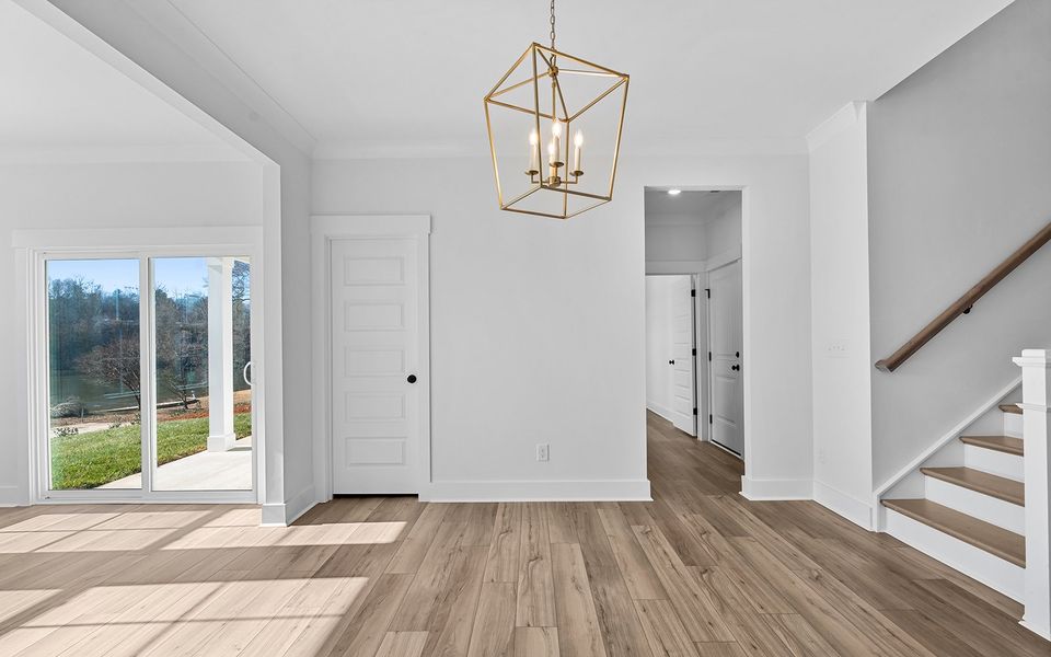 Spacious, unfurnished interior of a new home in Hanes Lake, Winston-Salem (Image 23).