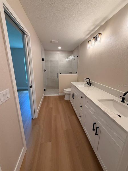 Furnished interior view inside a new home in , Dunnellon (Image 4).