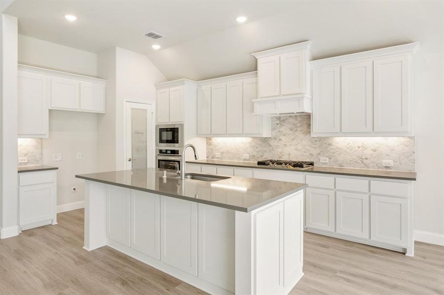 Furnished interior view inside a new home in Ridge Ranch Classic 50, Mesquite (Image 32). Furnished interior view inside a new home in Ridge Ranch Classic 50, Mesquite (Image 32).