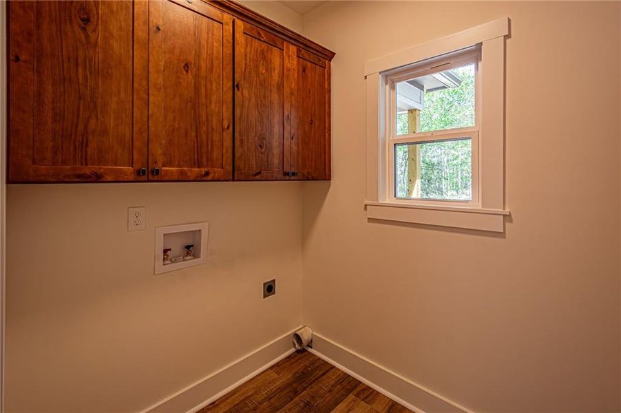 Spacious, unfurnished interior of a new home in , Dawsonville (Image 43).