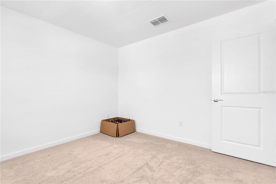 Spacious, unfurnished interior of a new home in Valleybrook, Spring Hill (Image 22).