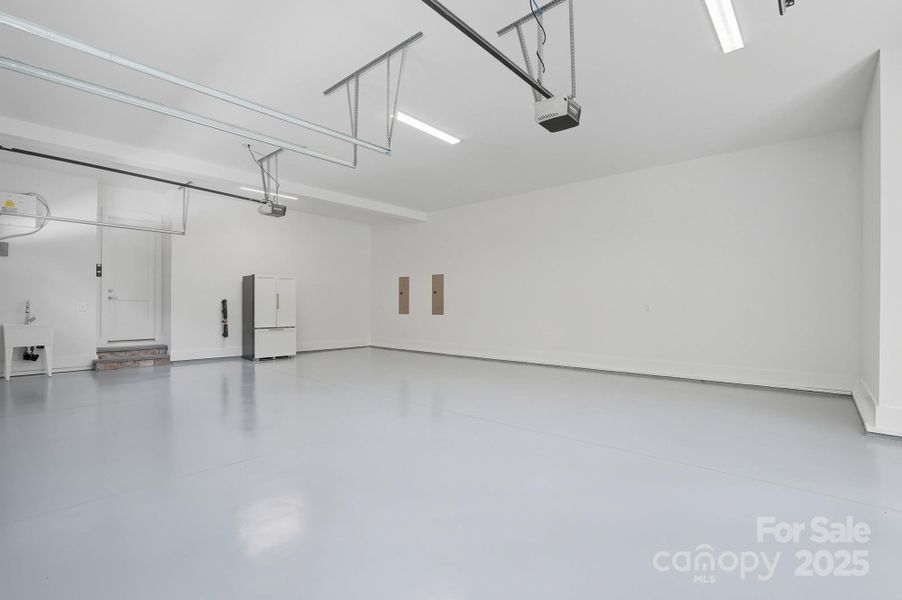 Spacious, unfurnished interior of a new home in , Troutman (Image 34).