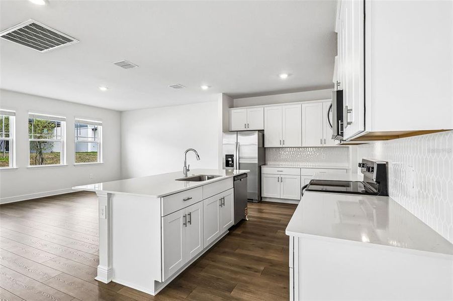 Furnished interior view inside a new home in Cyrene at Minneola, Minneola (Image 6).